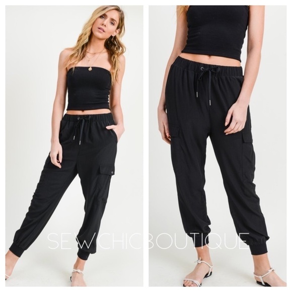 SOFT Cargo Joggers with pocket detail - Picture 4 of 4